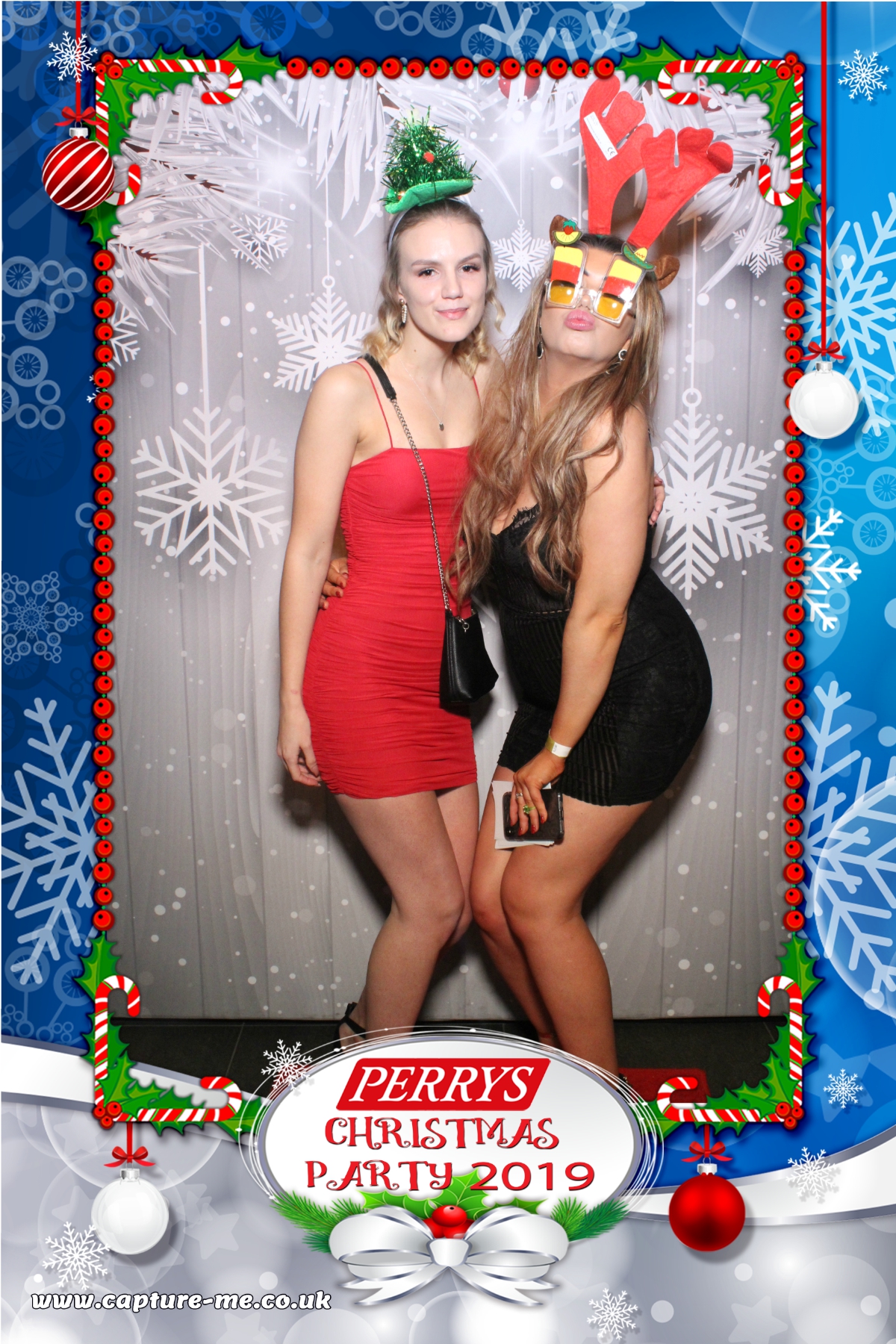 Perrys Aylesbury Christmas Party | View more photos from the event at gallery.capture-me.co.uk/u/Capture-me/Perrys-Aylesbury-Christmas-Party